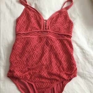 A pea in the pod one piece